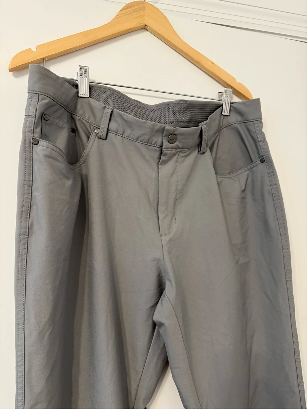 Greg Norman Men's Golf Pants - 36x32